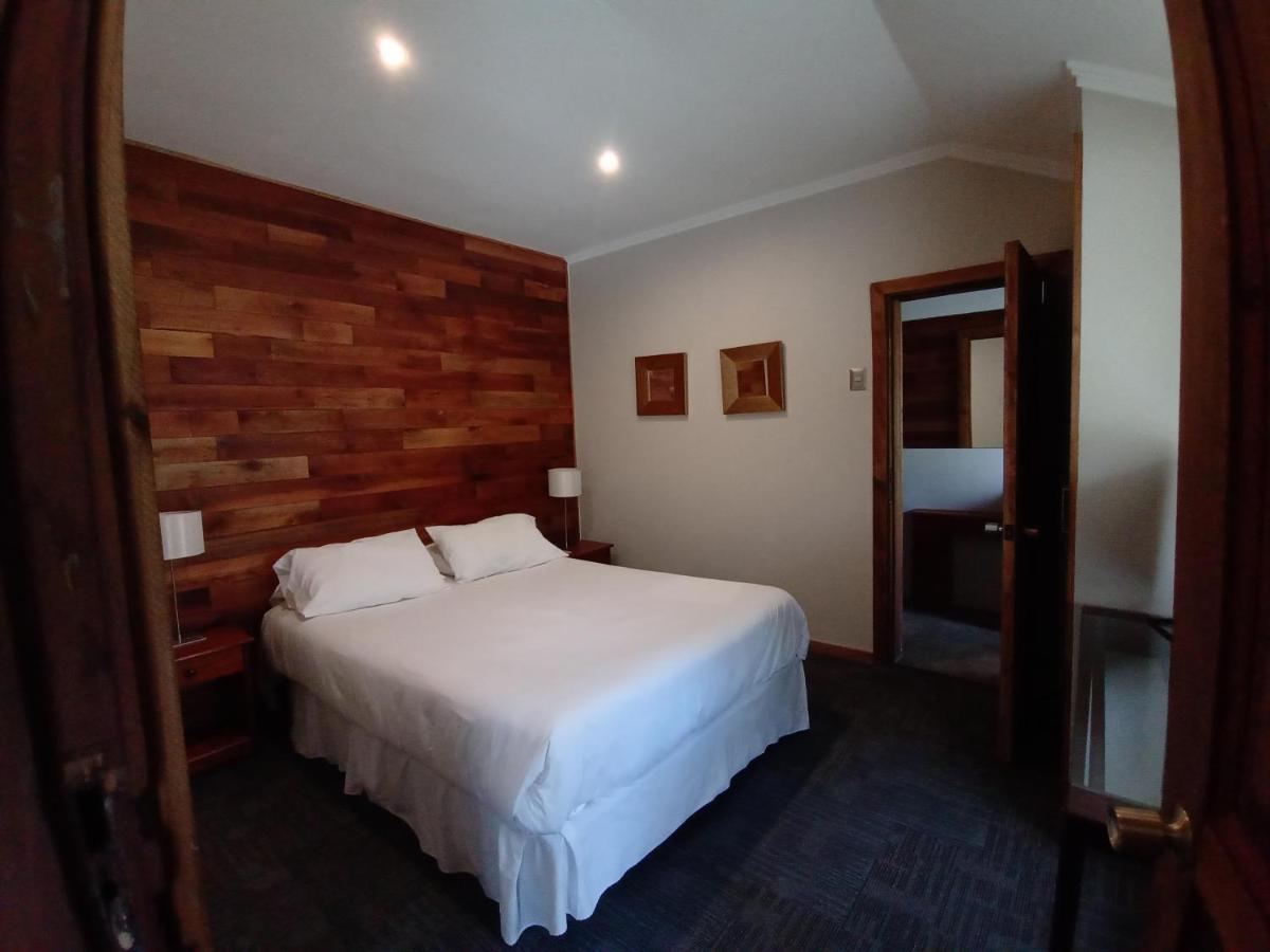 Hotel Y Cabanas El Parque Villarrica Esterno foto