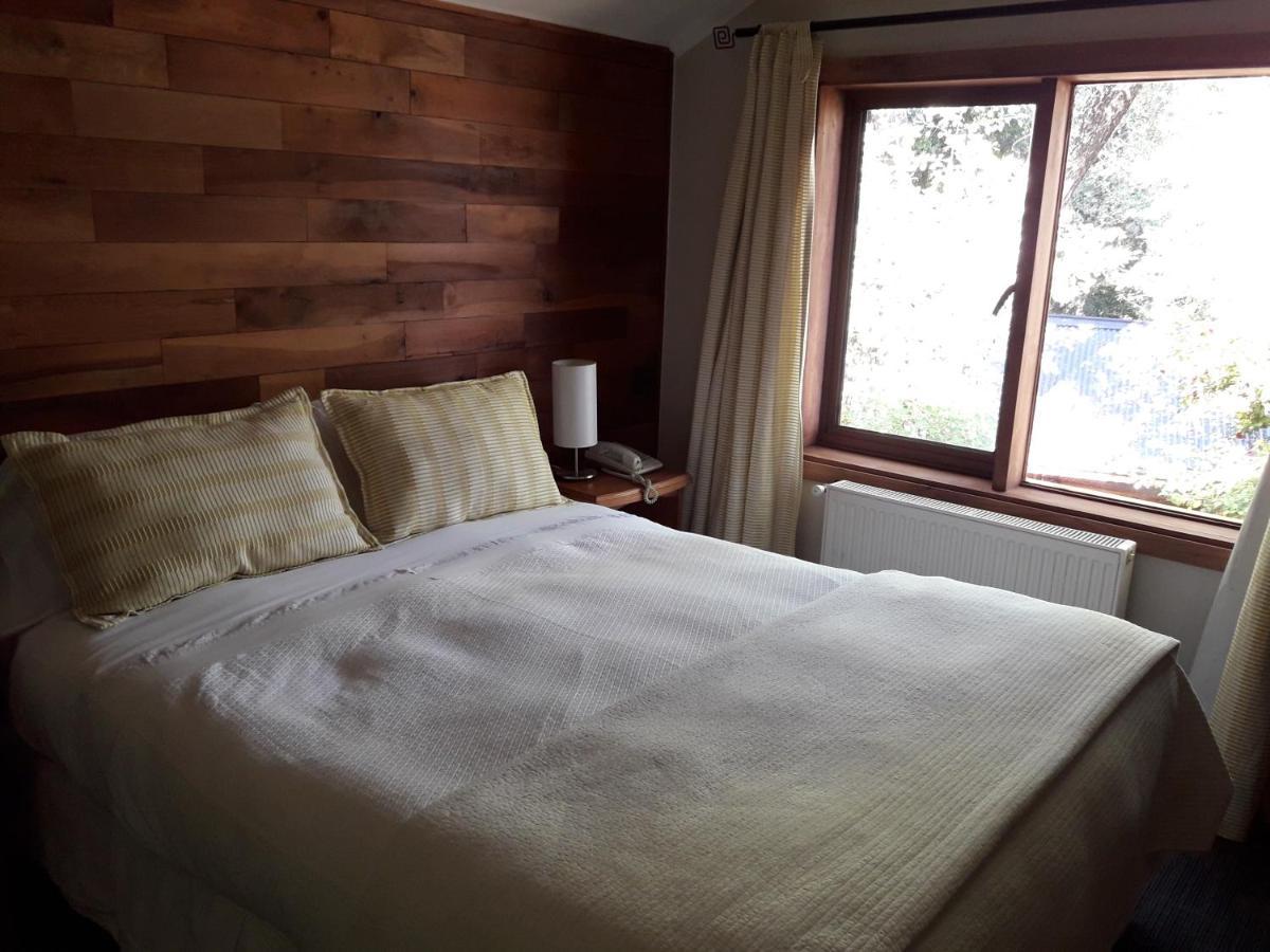 Hotel Y Cabanas El Parque Villarrica Esterno foto