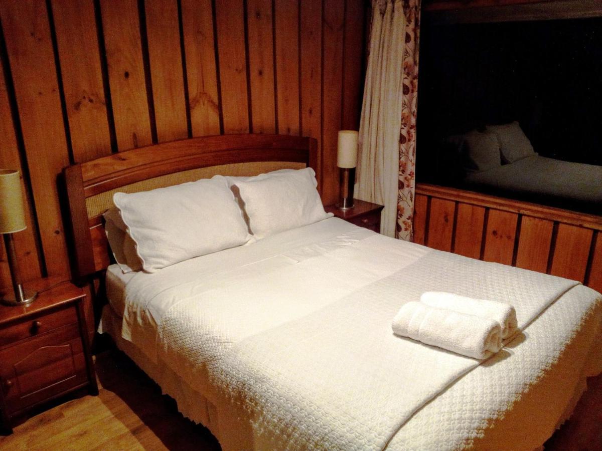 Hotel Y Cabanas El Parque Villarrica Esterno foto